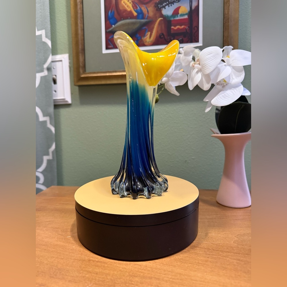 Source Unknown Yellow and Blue Glass Vase